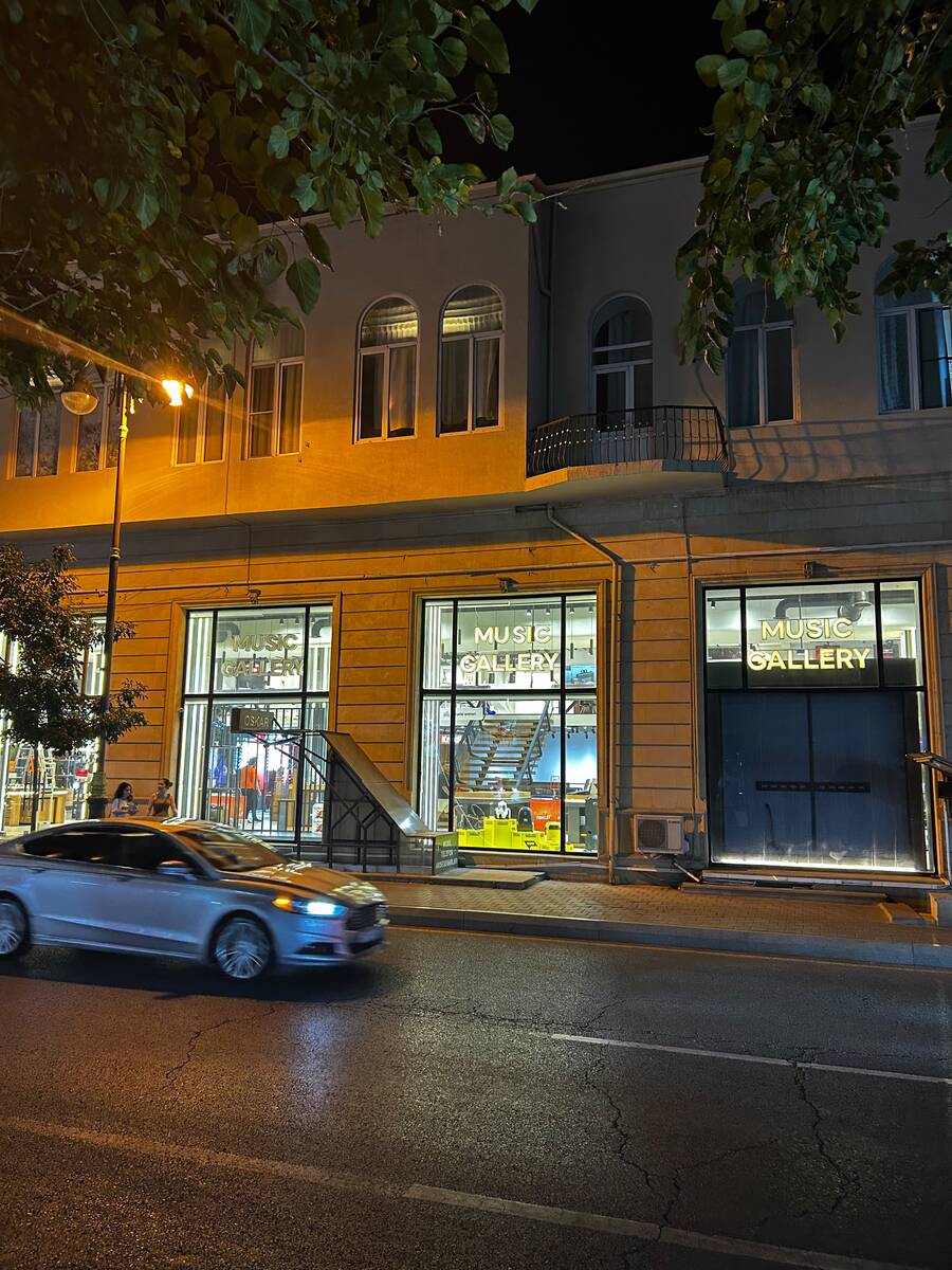 İcarəyə verilir 4 otaqlı köhnə tikili 160 m² — Mənzil, Bakı (11)