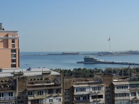 İcarəyə verilir 3 otaqlı yeni tikili 170 m² — Bakı
