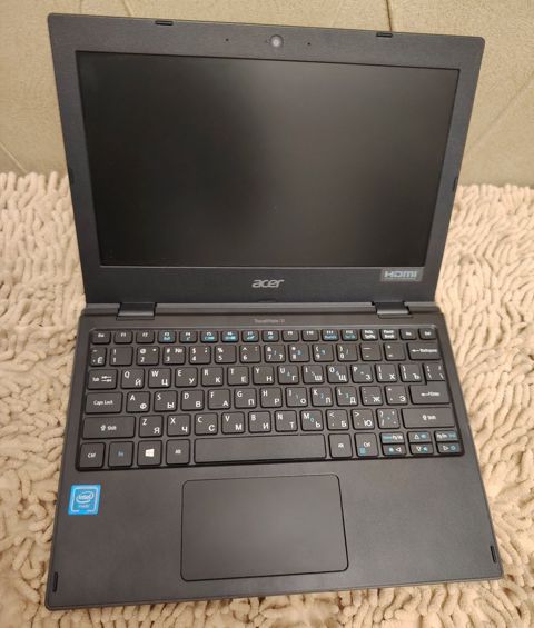 Acer TravelMate b118 m — Bakı