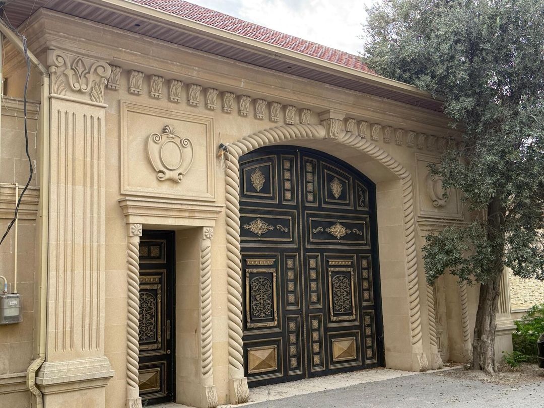 Satılır 14 otaqlı həyət evi/bağ evi 1900 m² — Ev, villa, Bakı (2)