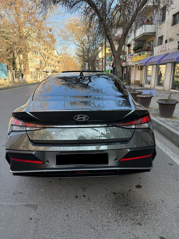 Hyundai Elantra, 1.5 L, 2024 il, 13 500 km — Avtomobillər, Bakı (2)