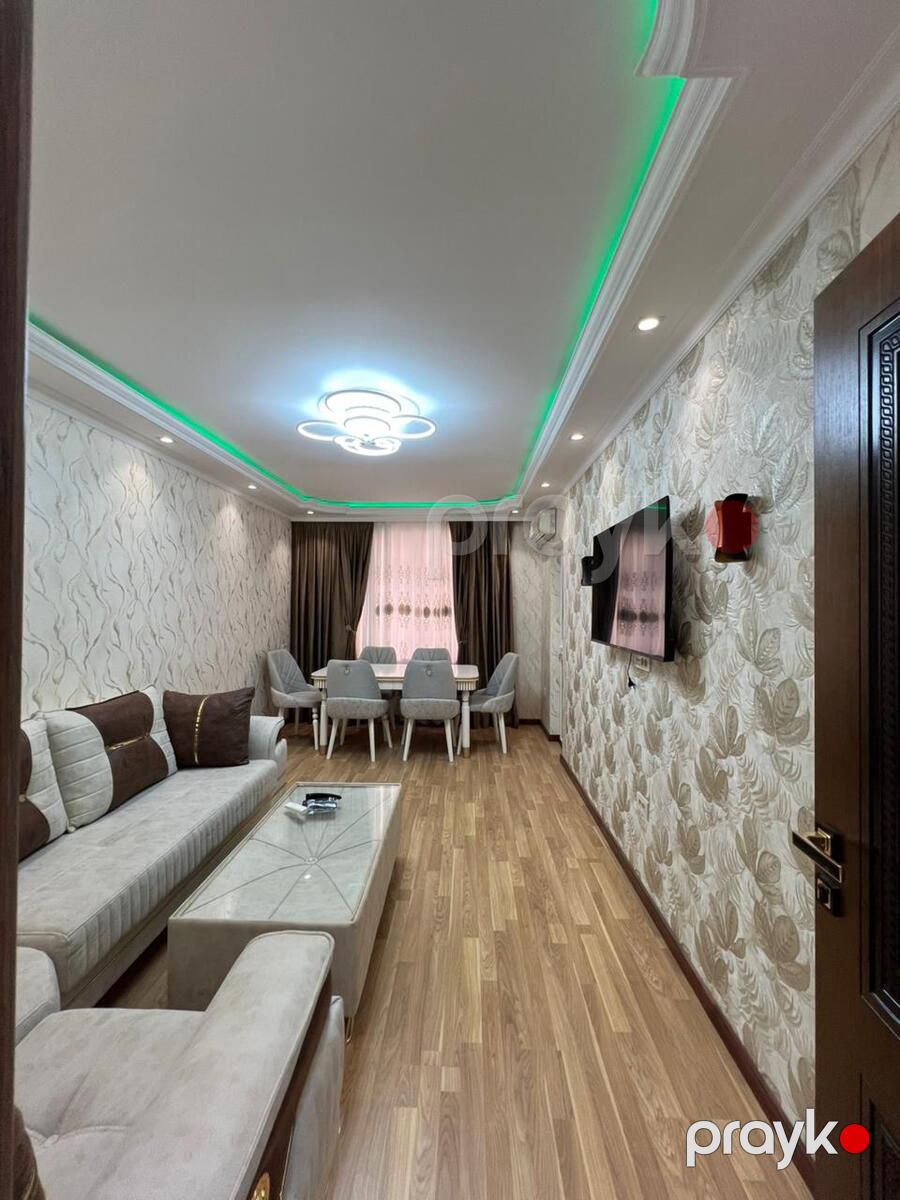 Satılır 5 otaqlı köhnə tikili 110 m² — Mənzil, Bakı (3)
