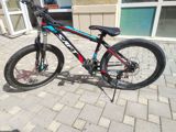Saft hardtail dağ velosipedi Xüsusiyyətlər: - Çərçivə: yüngül — Velosipedlər