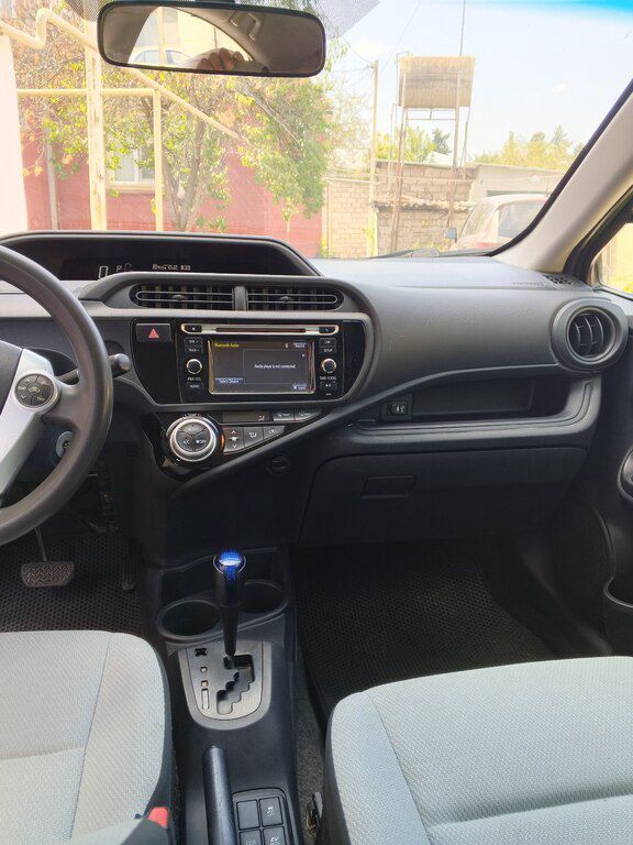 Toyota Prius C, 1.5 L, 6.5 kWh, 2015 il, 300 000 km — Avtomobillər, Xaçmaz (7)