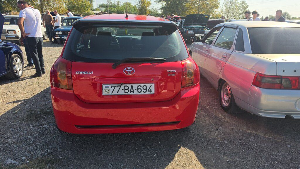 Toyota Corolla, 1.4 L, 2006 il, 395 000 km — Avtomobillər, Göyçay (12)