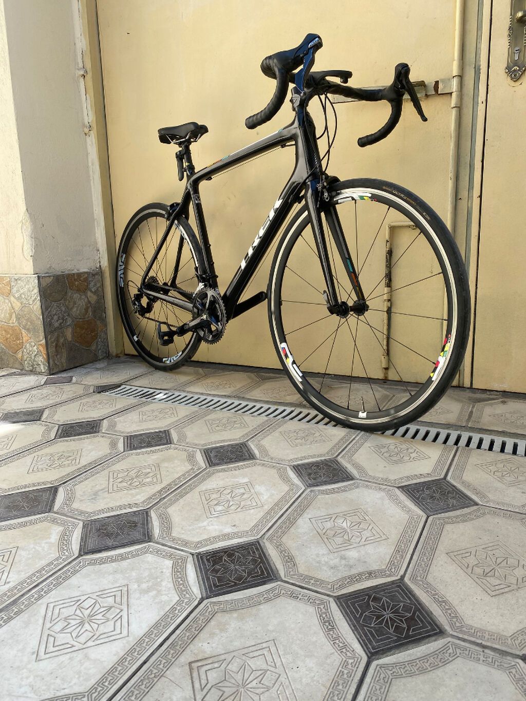 Trek Emonda karbon velosiped Rama ölcüsü-58 Full Shimano 105(2-11) — Yol velosipedləri, Bakı (3)