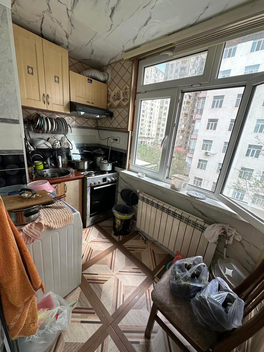 Satılır 2 otaqlı köhnə tikili 60 m² — Mənzil, Bakı (8)