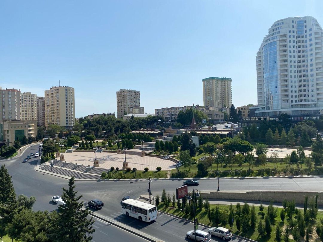 İcarəyə verilir 2 otaqlı yeni tikili 85 m² — Mənzil, Bakı (6)