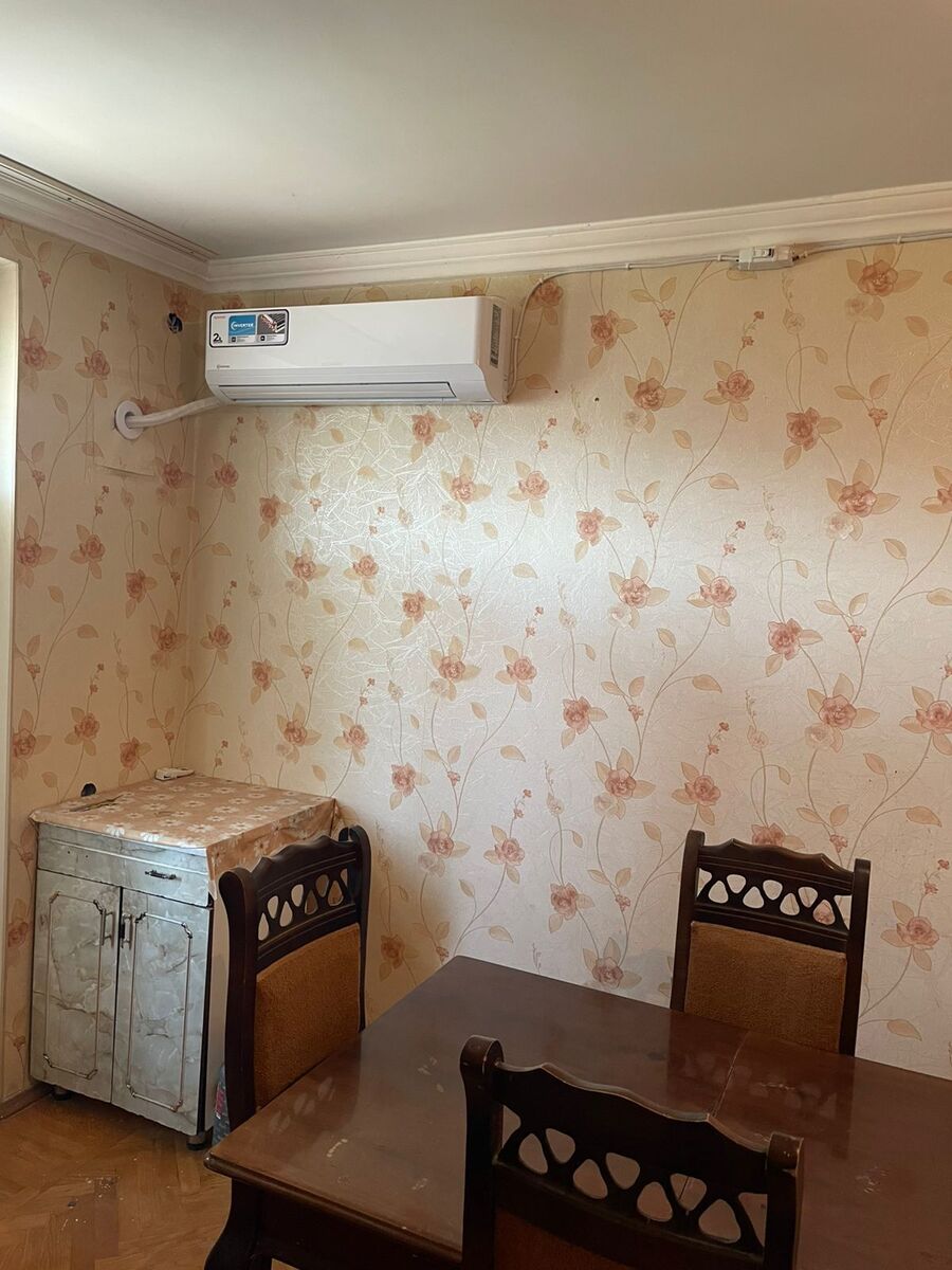 İcarəyə verilir 2 otaqlı köhnə tikili 70 m² — Mənzil, Bakı (2)