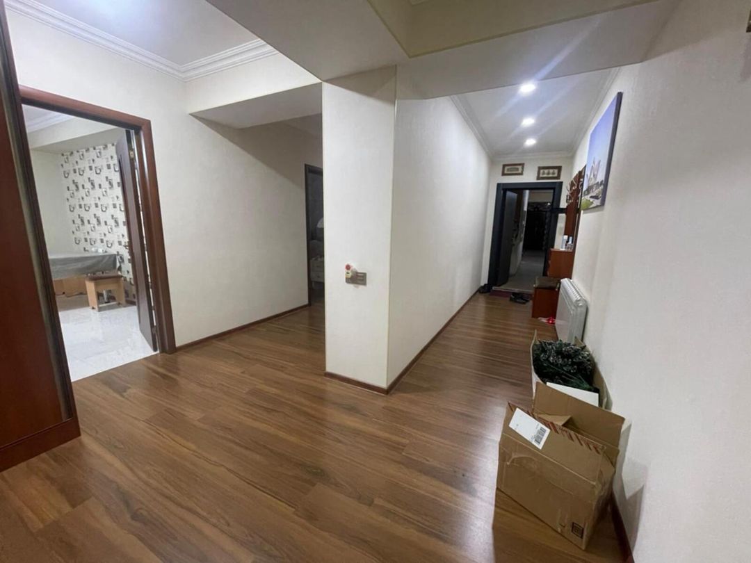 Satılır 3 otaqlı yeni tikili 130 m² — Mənzil, Bakı (7)