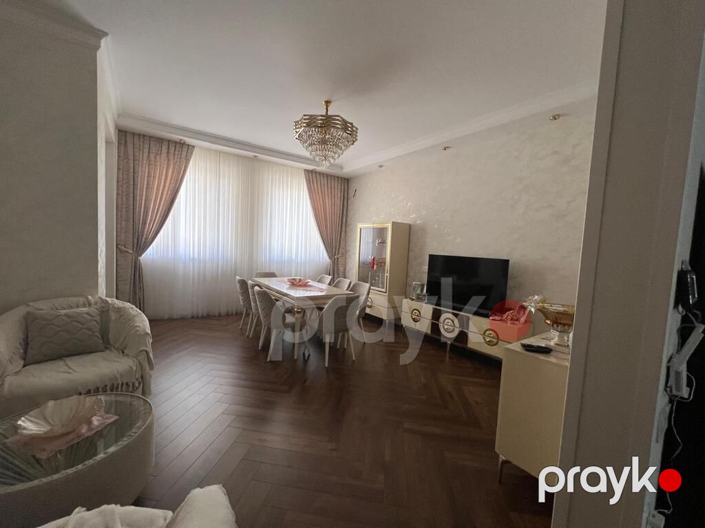Satılır 4 otaqlı həyət evi/bağ evi 280 m² — Ev, villa, Bakı (3)