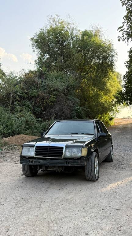 Mercedes 250 D, 2.5 L, 1988 il, 615 930 km — Füzuli