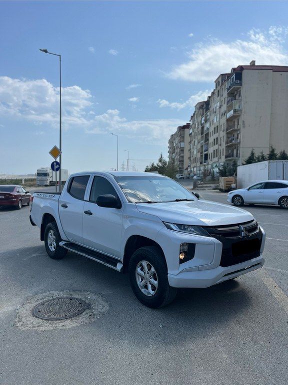 Mitsubishi L200, 2.4 L, 2021 il, 253 465 km — Avtomobillər, Bakı (2)