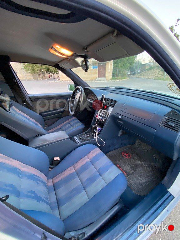 Mercedes C 200, 2.0 L, 1994 il, 420 000 km — Avtomobillər, Bakı (10)