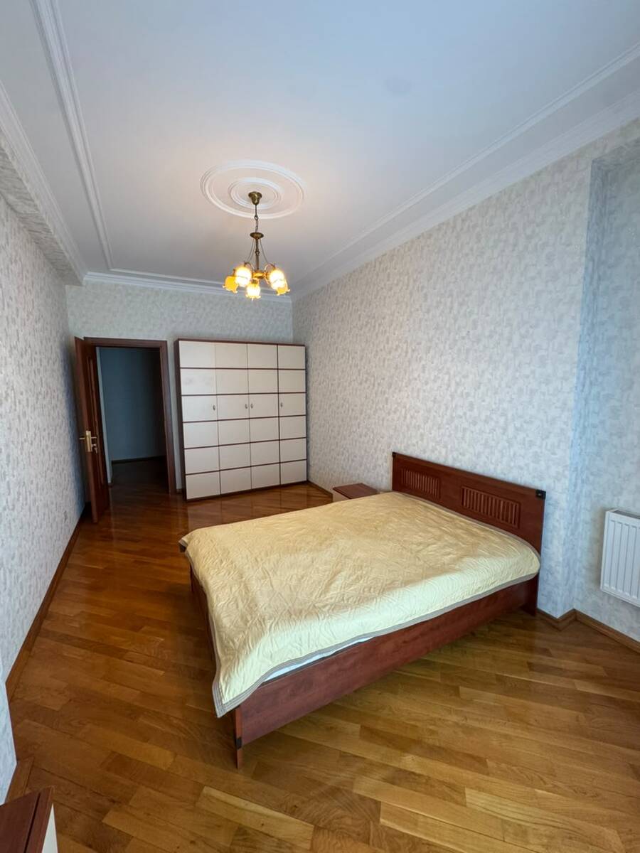 İcarəyə verilir 4 otaqlı yeni tikili 190 m² — Mənzil, Bakı (10)