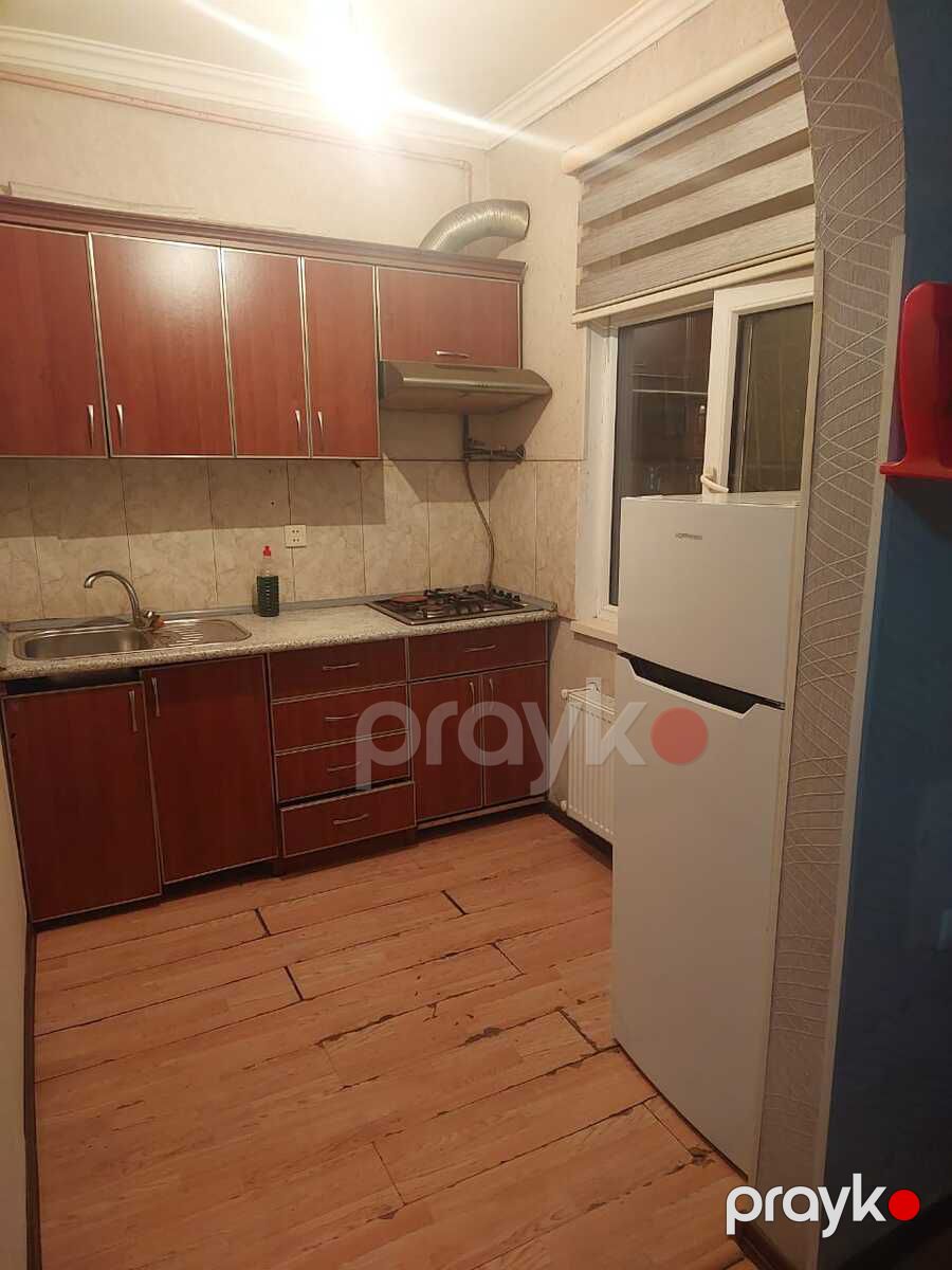 İcarəyə verilir 1 otaqlı köhnə tikili 33 m² — Mənzil, Bakı (3)