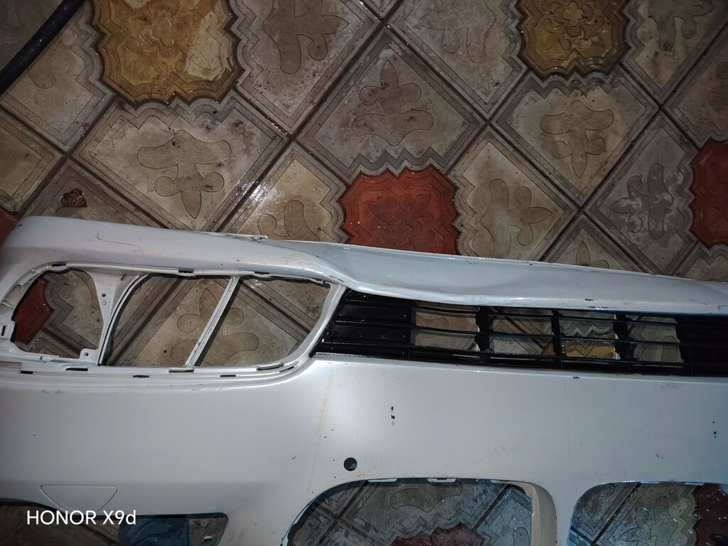 Ön, BMW M5 — Kuzov hissələri, Yevlax (2)
