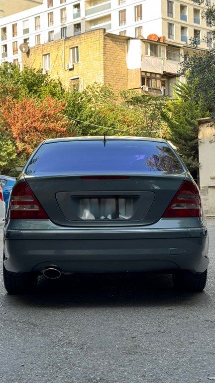 Mercedes C 230, 2.5 L, 2005 il, 447 330 km — Avtomobillər, Bakı (2)