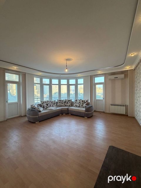 Satılır 3 otaqlı yeni tikili 145 m² — Bakı