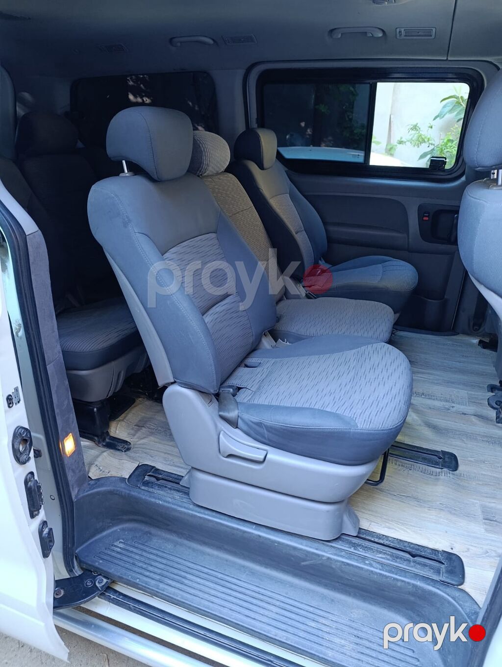 Hyundai h1 avtomat benzin 2.4 mator 11+1 d kateqoriyası əla — Avtomobillər, Bakı (8)