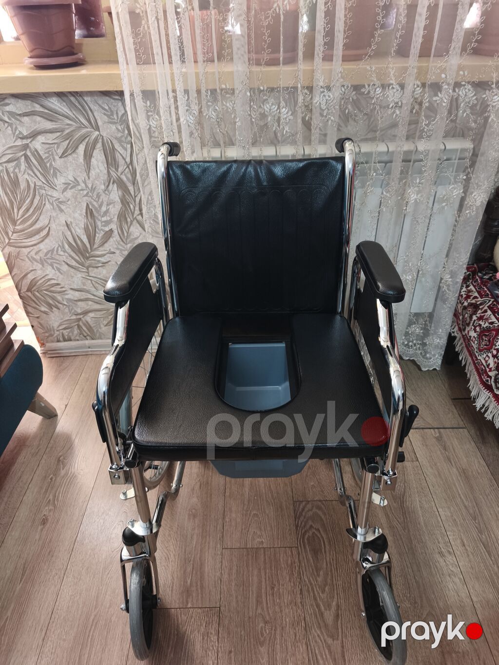 Tualet funksiyalı əlil arabası - Rahat oturacaq və bel dəstəyi olan — Sanitar kresloları, Mingəçevir (2)