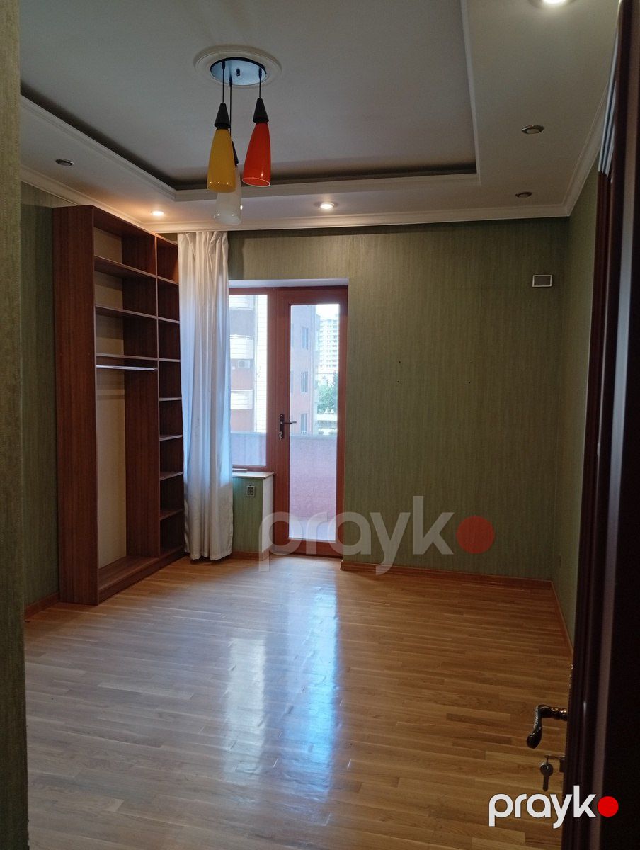 Satılır 5 otaqlı yeni tikili 240 m² — Mənzil, Bakı (11)