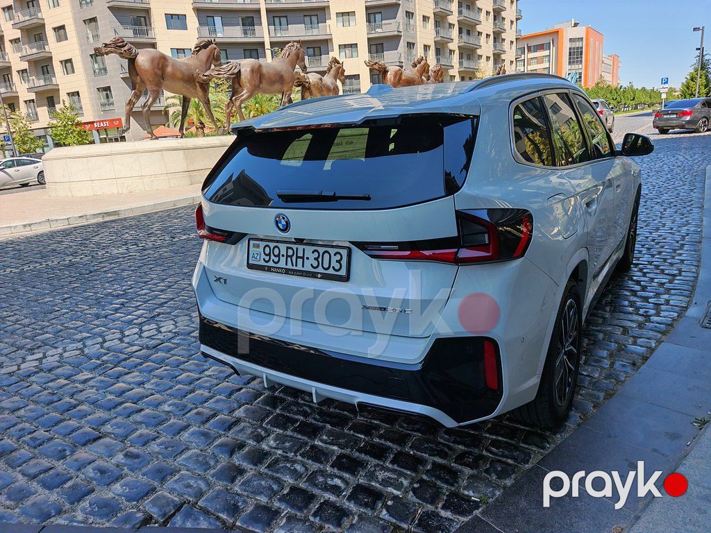 BMW X1, 1.5 L, 16.3 kWh, 2024 il, 26 500 km — Avtomobillər, Bakı (4)