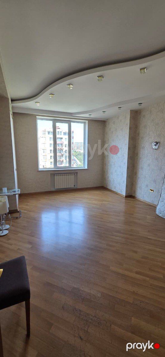 Satılır 4 otaqlı yeni tikili 200 m² — Mənzil, Bakı (11)