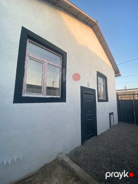 Satılır 3 otaqlı həyət evi/bağ evi 80 m² — Bakı