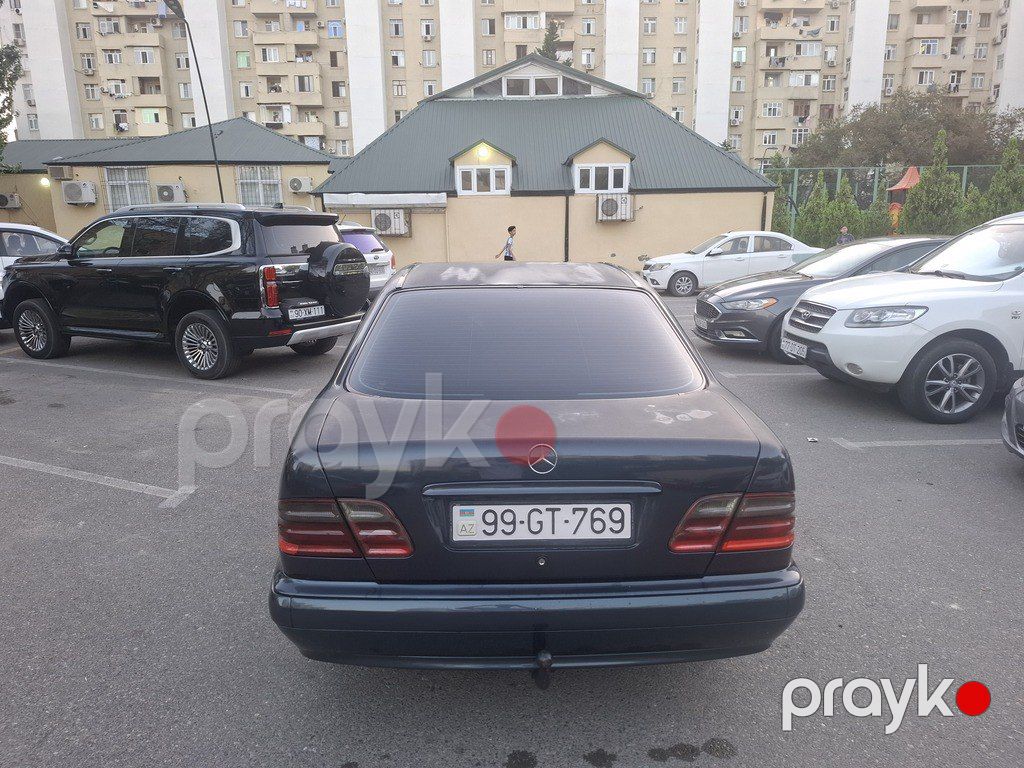 Mercedes E 220, 2.2 L, 2001 il, 658 391 km — Avtomobillər, Bakı (4)