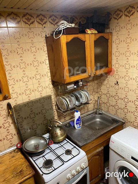 İcarəyə verilir 3 otaqlı köhnə tikili 70 m² — Bakı