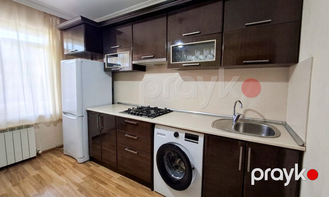 Satılır 1 otaqlı köhnə tikili 45 m² — Mənzil, Bakı (5)