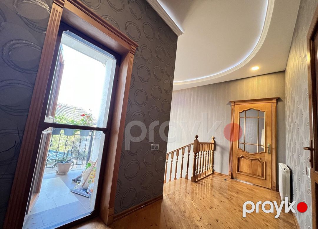 Satılır 9 otaqlı həyət evi/bağ evi 300 m² — Ev, villa, Bakı (9)