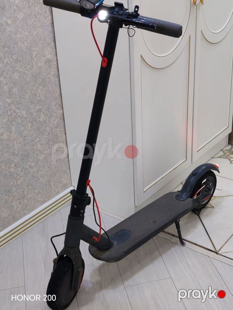 Əla Qiymətə Elektrikli skuter – şəhər üçün rahat və yığcam nəqliyyat