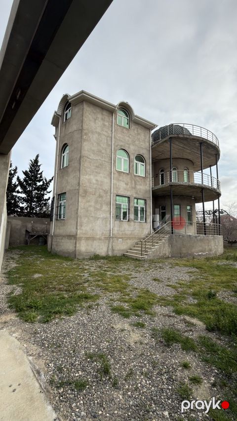 Satılır 6 otaqlı həyət evi/bağ evi 360 m² — Bakı