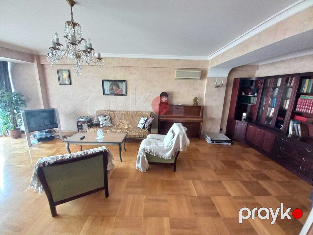 İcarəyə verilir 2 otaqlı köhnə tikili 120 m² — Mənzil, Bakı (10)