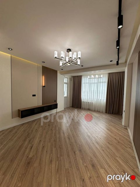 Satılır 2 otaqlı yeni tikili 75 m² — Bakı
