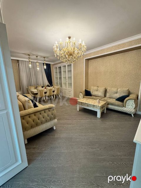 İcarəyə verilir 3 otaqlı yeni tikili 148 m²
