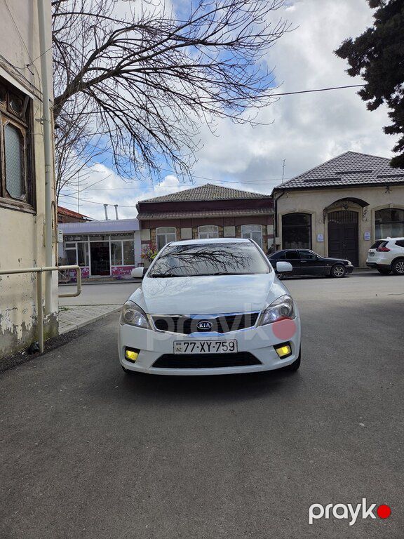 Kia Ceed, 1.4 L, 2011 il, 275 000 km — Avtomobillər, Quba (12)