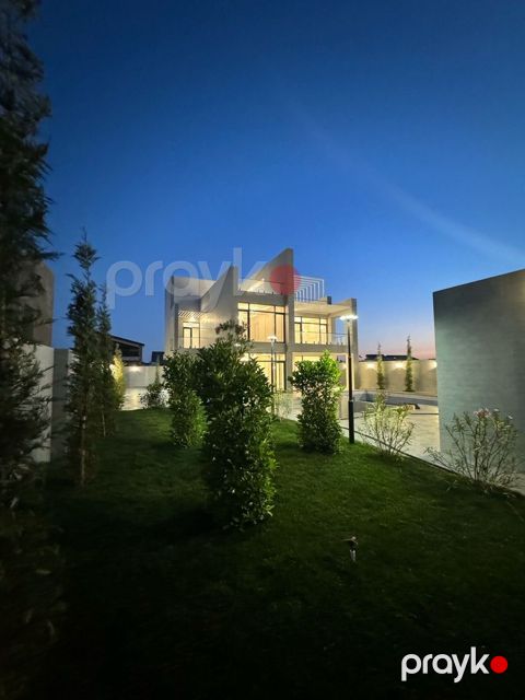 Satılır 7 otaqlı həyət evi/bağ evi 410 m² — Bakı