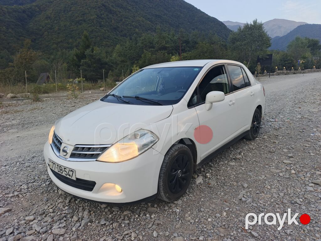 Nissan Tiida: 1.4 l 2012 il Sedan — Avtomobillər, Şəki (2)