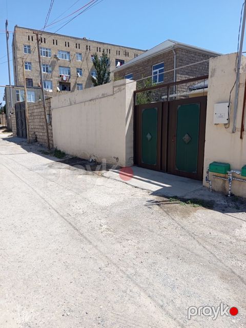 Həyət evi, Binə qəs — Bakı