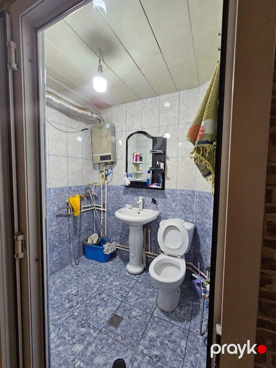 Satılır 2 otaqlı köhnə tikili 52 m² — Mənzil, Bakı (10)