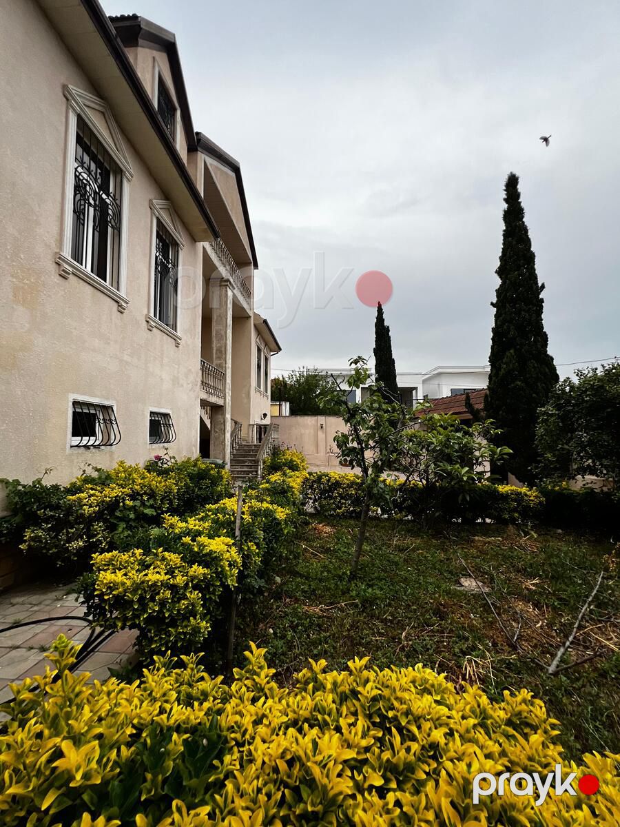 Satılır 4 otaqlı həyət evi/bağ evi 400 m² — Ev, villa, Bakı (2)