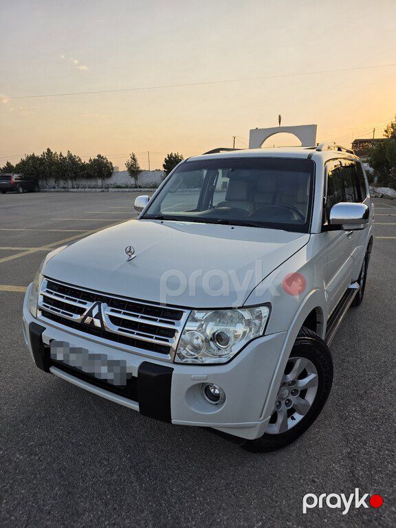 Mitsubishi Pajero, 3.5 L, 2010 il, 192 000 km — Avtomobillər, Bakı (9)