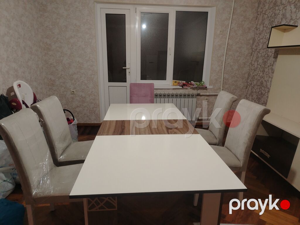 Qonaq otağı üçün, İşlənmiş, Açılan, Dördbucaq masa, 8 stul — Masalar və stullar, Bakı (7)