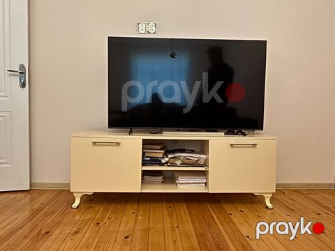Televizor altlığı — Bakı