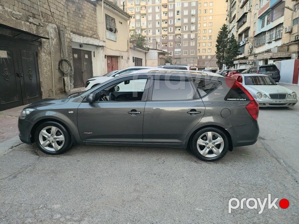 Kia Ceed SW, 1.6 L, 2009 il, 381 713 km — Avtomobillər, Bakı (6)