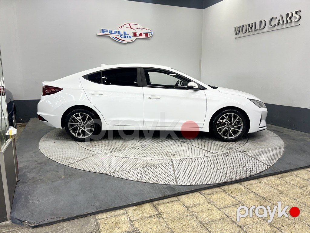 Hyundai Avante, 1.6 L, 2018 il, 142 111 km — Avtomobillər, Sumqayıt (6)