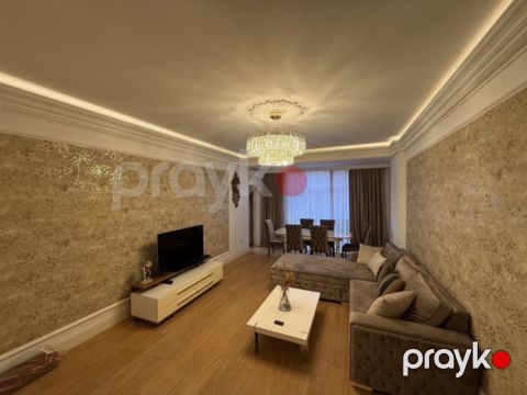 Satılır 3 otaqlı yeni tikili 140 m² — Bakı